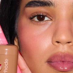 aylah with pocket blush teacup